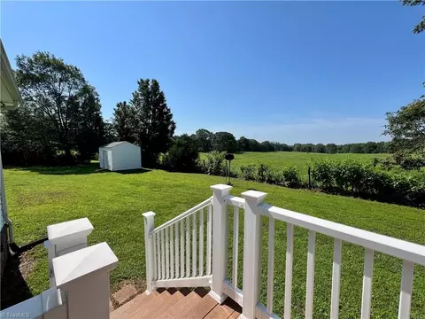 Exterior - 147 Dutchman Rd, Harmony, NC 28634 photo 8 of 12