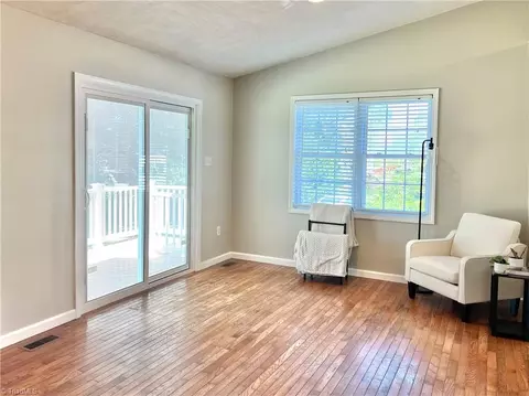 Living - 147 Dutchman Rd, Harmony, NC 28634 photo 3 of 3