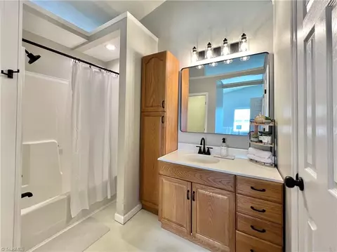 Bath - 147 Dutchman Rd, Harmony, NC 28634 photo 1 of 2