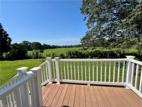 Exterior - 147 Dutchman Rd, Harmony, NC 28634 photo 5 of 12