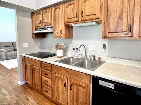 Kitchen - 147 Dutchman Rd, Harmony, NC 28634 photo 1 of 3