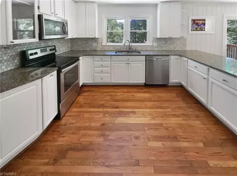 Kitchen - 3230 High Cliffs Rd, Pfafftown, NC 27040 photo 1 of 2