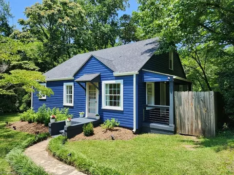 227 Tipperary Ln, Winston Salem, NC 27104