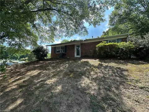 2622 Ernest St, High Point, NC 27263