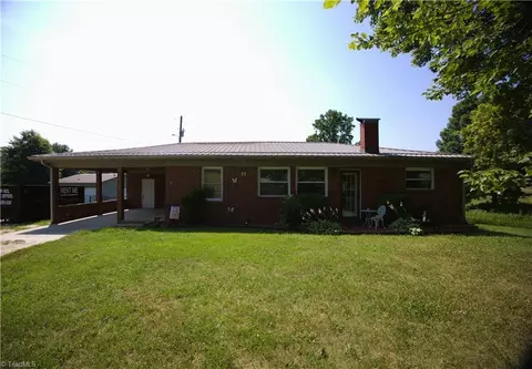 164 Dogtrot Rd, Mocksville, NC 27028
