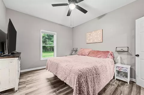 Bedroom - 7517 Nc Highway 62, Trinity, NC 27370 photo 2 of 4