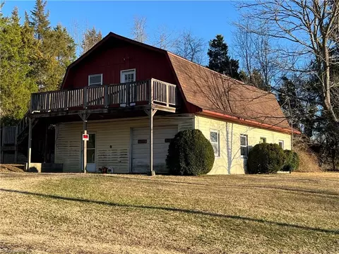 1125 Hubbard St, Eden, NC 27288