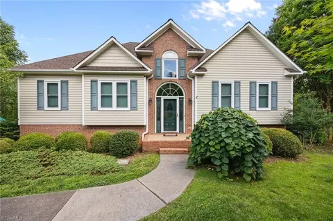 145 Savannah Ct, Advance, NC 27006