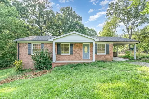 604 Coventry Pl, Asheboro, NC 27203
