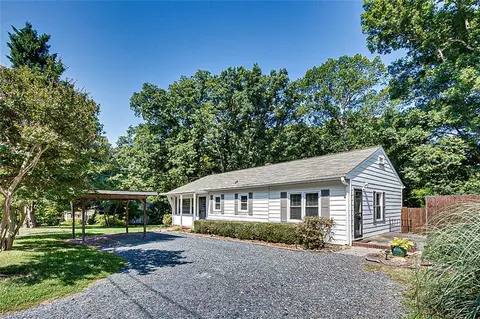 910 Bray Blvd, Asheboro, NC 27205