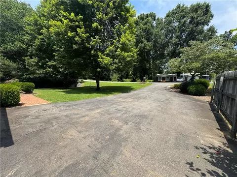 420 Logan Ct, King, NC 27021 photo 31