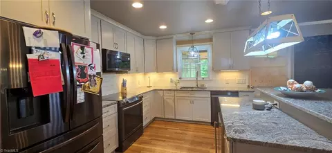 Kitchen - 192 Queens Ct, Clemmons, NC 27012 photo 6 of 6