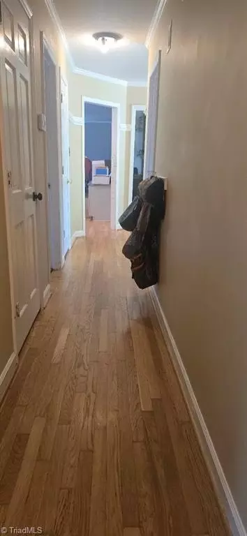 Entry Way - 192 Queens Ct, Clemmons, NC 27012 photo 11 of 12