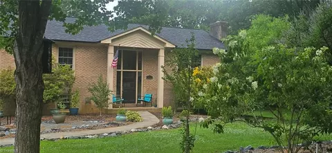 Exterior - 192 Queens Ct, Clemmons, NC 27012 photo 3 of 7