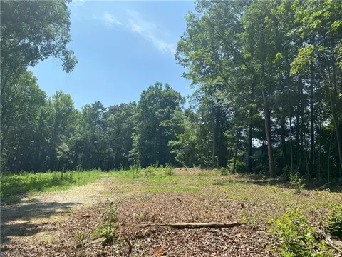 5264 Cumby Rd, Trinity, NC 27370 photo 1