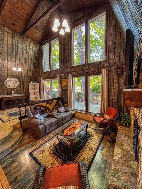 Living - 184 Howell Dr, Denton, NC 27239 photo 4 of 6
