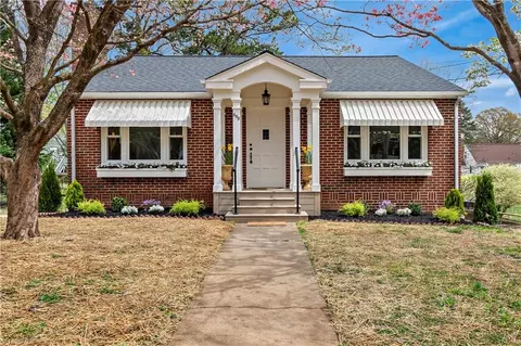 605 Gales Ave, Winston Salem, NC 27103