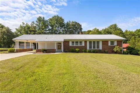 1796 Welcome Bethesda Rd, Lexington, NC 27295