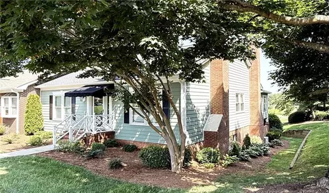 3647 Cherry Hill Dr, Greensboro, NC 27410