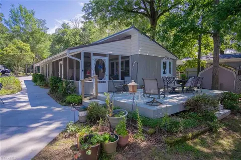 196 Watson Ln, Lexington, NC 27292