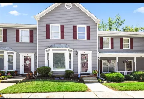 1017 Glendale Dr #39, Greensboro, NC 27406