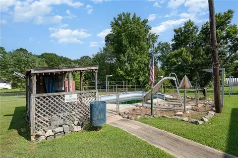 Exterior - 209 Meredith Dr, Trinity, NC 27370 photo 6 of 9