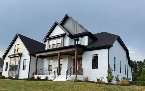 1000 Hayes Farm Dr, Summerfield, NC 27358