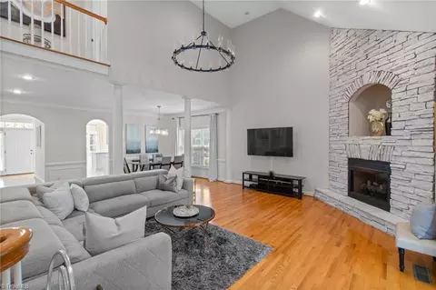 Living - 975 Boyer Dr, Clemmons, NC 27012 photo 6 of 6