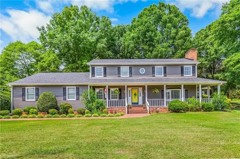 2830 Neushore Dr, Winston Salem, NC 27127