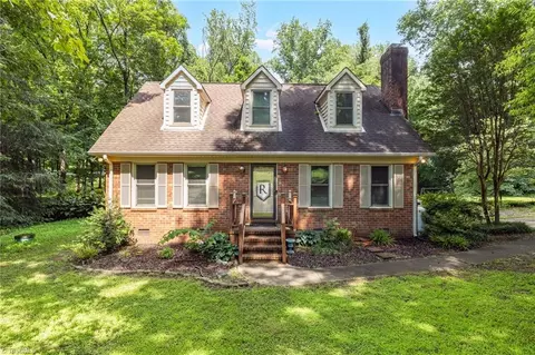 5001 Robert Andrew Rd, Greensboro, NC 27406
