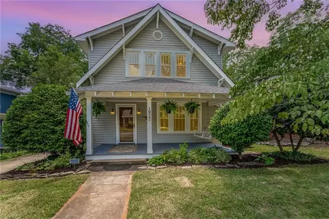 1922 Brantley St, Winston Salem, NC 27103