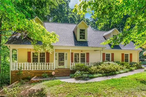 5125 Kerfing Pl, Winston Salem, NC 27106