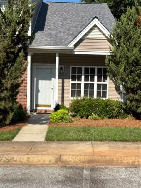 327 Bridford Downs Dr, Greensboro, NC 27407