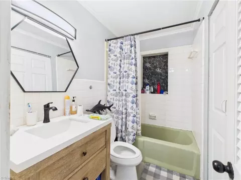 Bath - 223 Jay Pl, High Point, NC 27263 photo 1 of 1