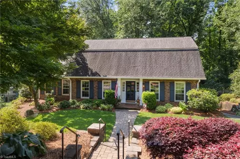 219 Stanaford Rd, Winston Salem, NC 27104