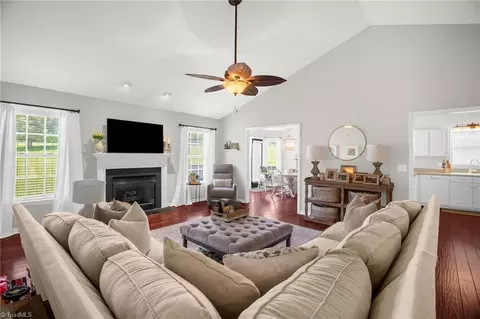 6416 Starlette Ln, Trinity, NC 27370 photo 5