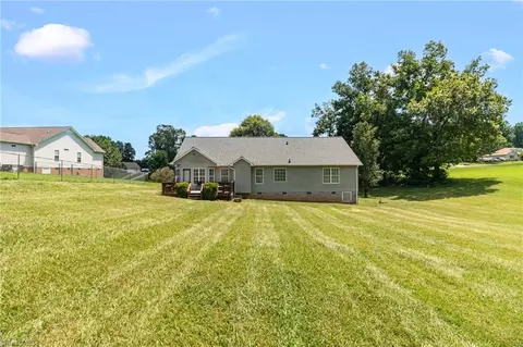 6416 Starlette Ln, Trinity, NC 27370 photo 22