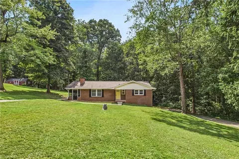 1145 Brookhaven Rd, Walnut Cove, NC 27052