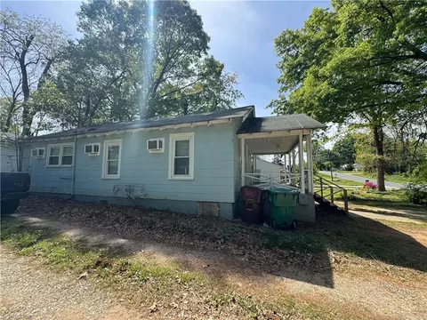 320 Amhurst Ave, High Point, NC 27260 photo 3