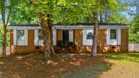 1906 Starlight Dr, Greensboro, NC 27407
