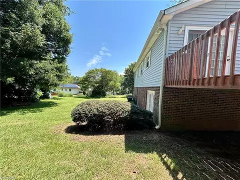 3228 Loftyview Ct W, High Point, NC 27260 photo 20