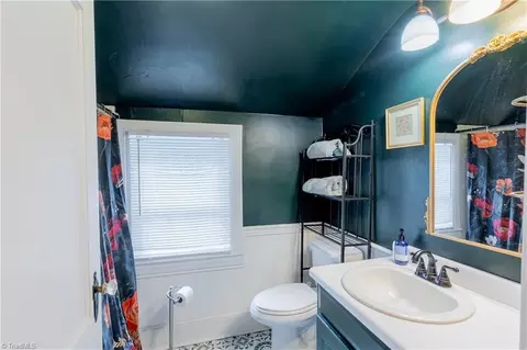 Bath - 422 Main St, Dobson, NC 27017 photo 2 of 2