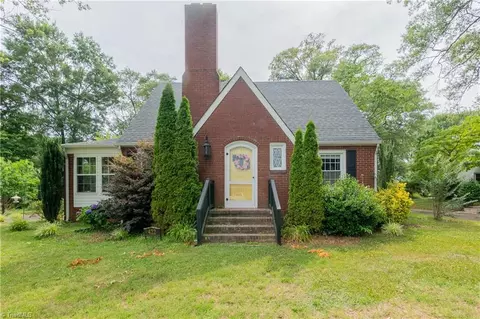 Exterior - 422 Main St, Dobson, NC 27017 photo 4 of 10