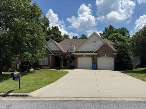 1206 Byron Ln, Archdale, NC 27263