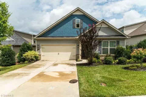 5969 Elk Ridge Dr, Kernersville, NC 27284