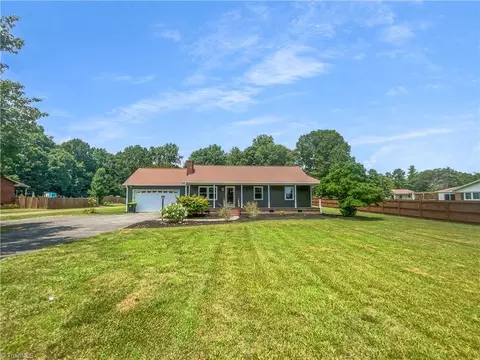 1584 Shady Grove Church Rd, Winston Salem, NC 27107