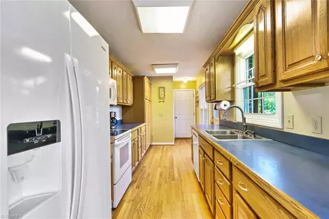 1778 Barker Rd, Roaring River, NC 28669 photo 10