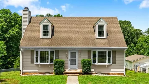 1520 Rock Creek Dairy Rd, Whitsett, NC 27377