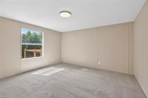 145 Oak Grove Dr, Denton, NC 27239 photo 22