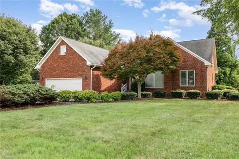 1837 Indian Trl, Eden, NC 27288